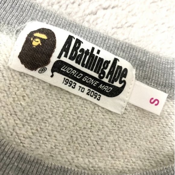 BAPE - Baby Milo 17th Anniversary Crewneck Sweater - Picture 2 of 5